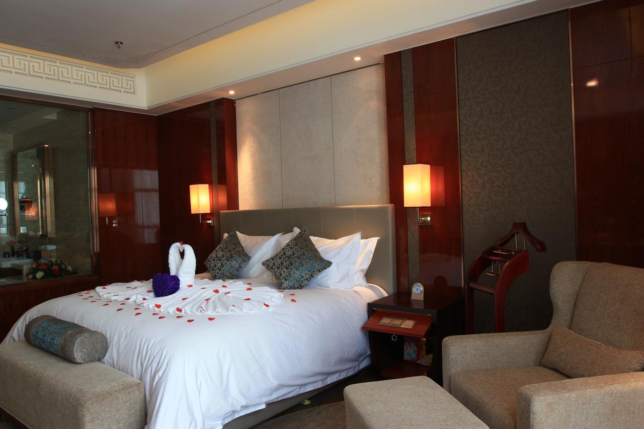 Xining Sapphire Hotel Exterior photo