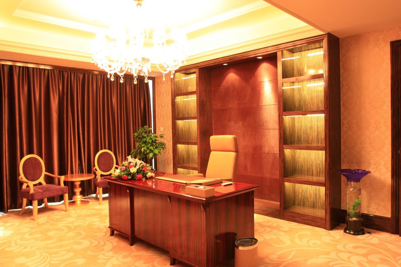 Xining Sapphire Hotel Exterior photo